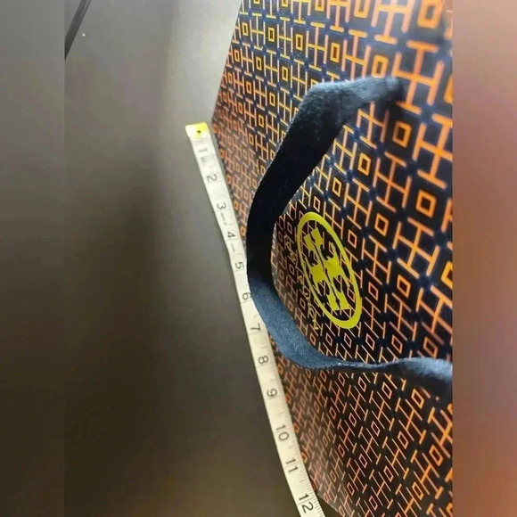 Tory Burch Paper Bag Gift Empty Paper Bag Pre Owned - Picture 9 of 11